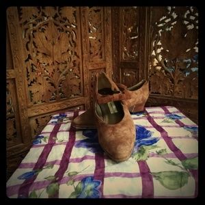 Vintage Gloria Vanderbilt Mary Janes